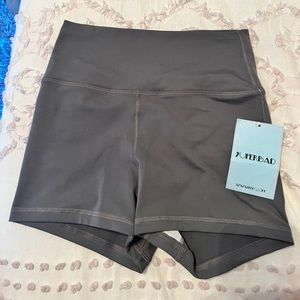 Fleo THO NWT- small